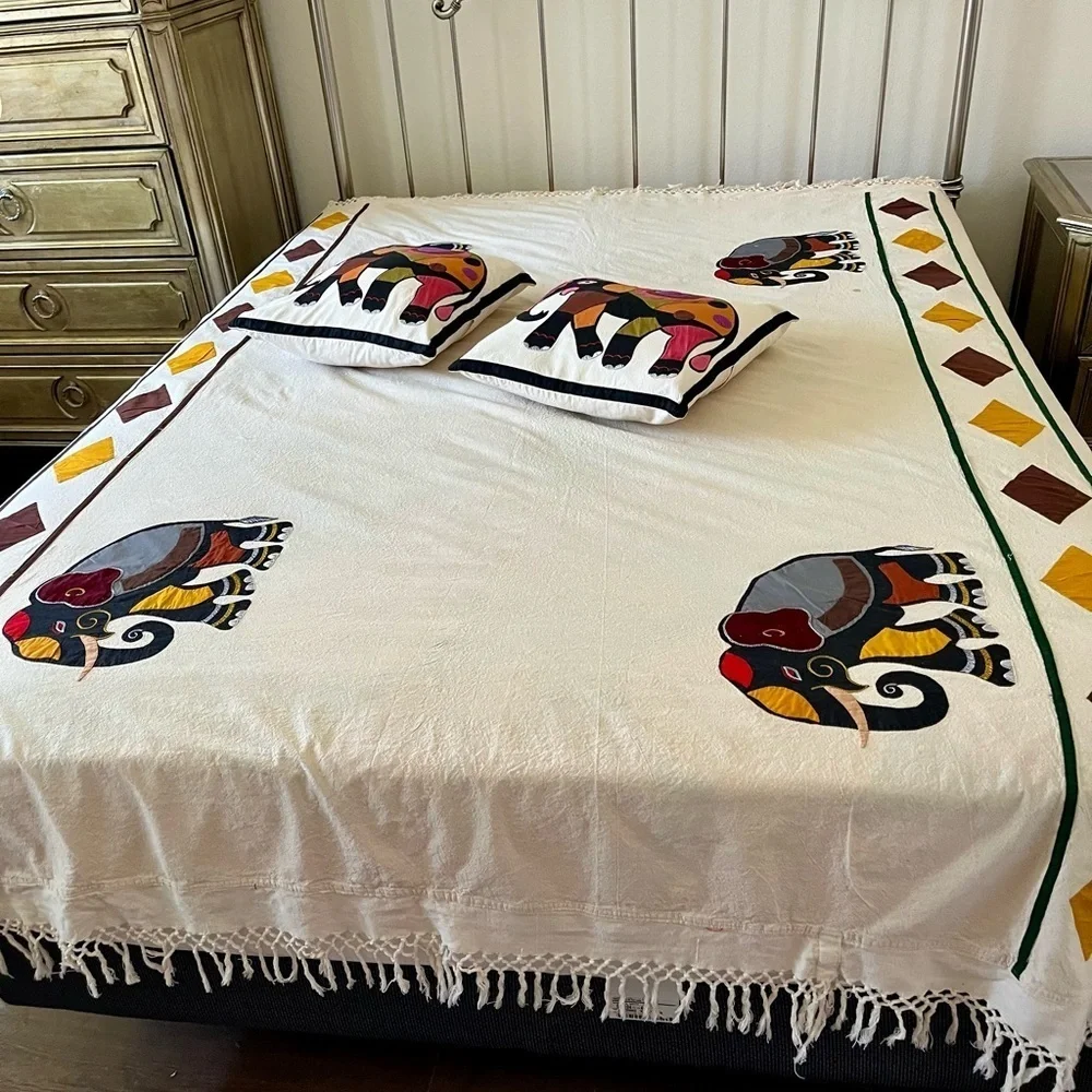Elephant Print Bedspread with Matching Pillow Covers